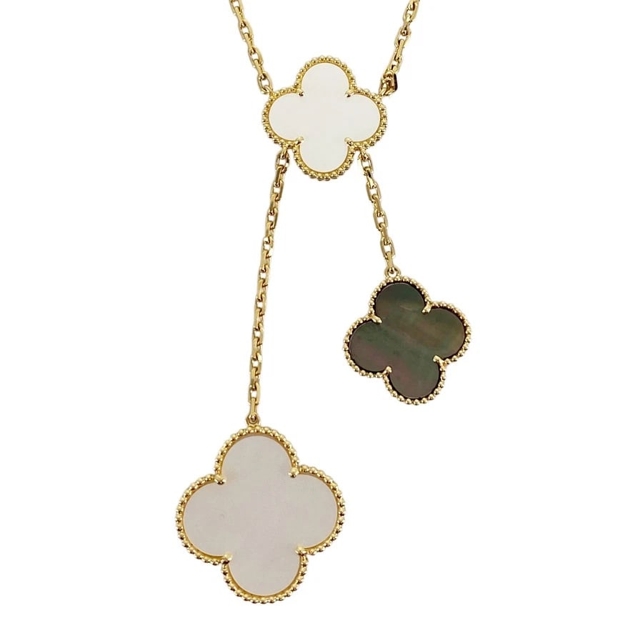 VAN CLEEF & ARPELS MAGIC ALHAMBRA YELLOW GOLD ONYX NECKLACE: Van Cleef & Arpels Magic Alhambra Yellow gold Onyx Necklace Brand: Van Cleef & Arpels Type/Style: Necklace Material: 18K Yellow Gold Color: Gold Size: Motif size (small):14.8mm?14.8mm Motif size (medi