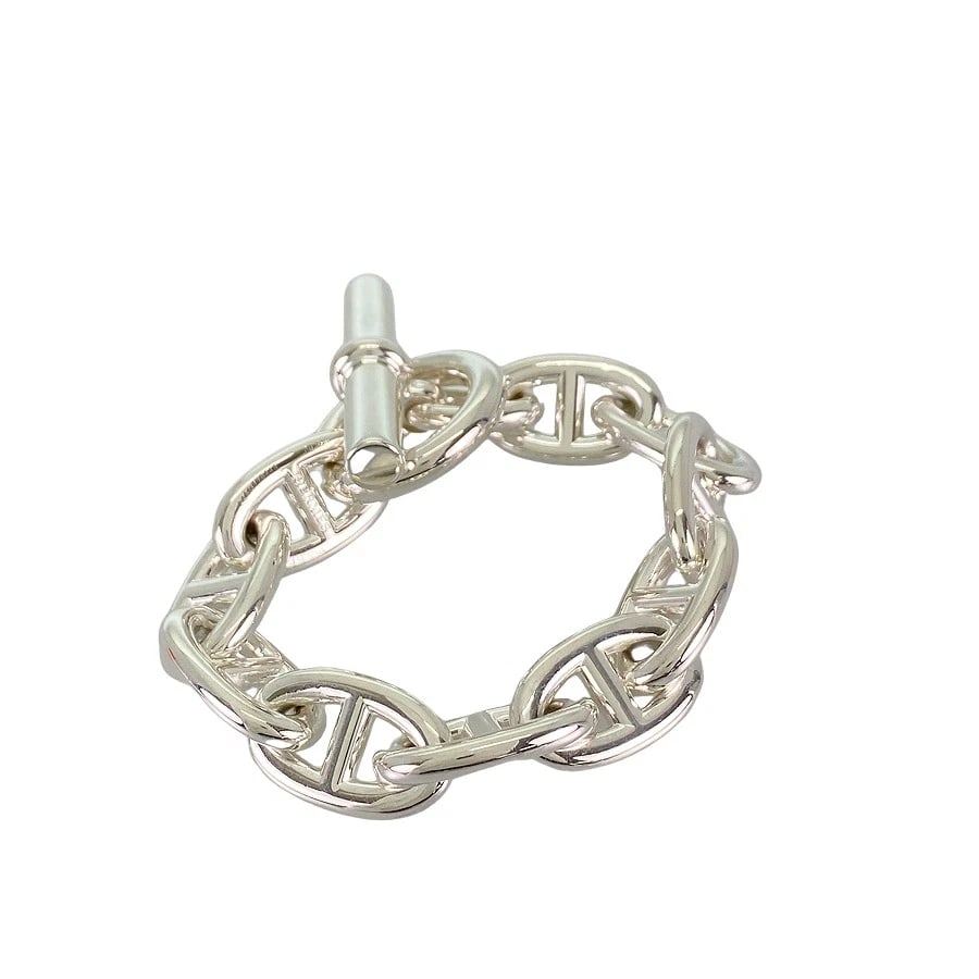 HERMES CHAINE D'ANCRE TGM SILVER BRACELET: HERMES Chaine d'Ancre TGM Silver Bracelet Brand: HERMES Type/Style: Bracelet Material: Silver 925 Color: Silver Size: Motif size:14.0mm?24.0mm Wrist Size:14cm Accessories: None Accessories Notice:
