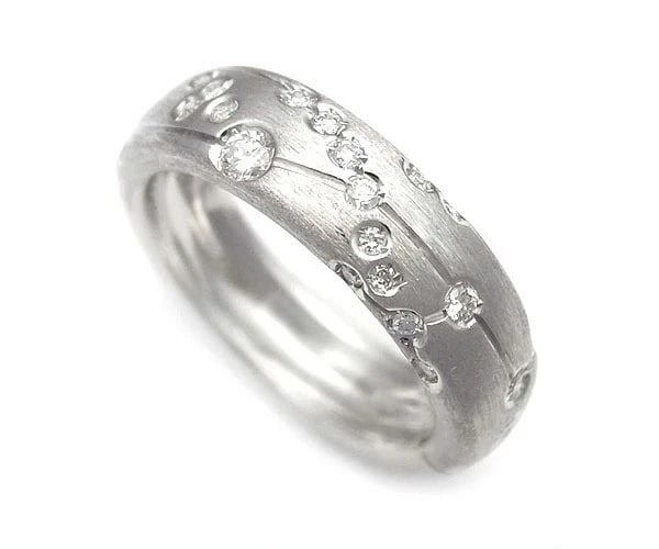REPOSSI ASTRUM TAURUS ZODIAC DIAMOND 18K WHITE GOLD RING: Repossi Astrum Taurus Zodiac Diamond 18k White Gold Ring Brand: Repossi Type/Style: Ring Material: 18k White Gold, Main Stone Natural Color: White Size: US7 Accessories: None Accessories N