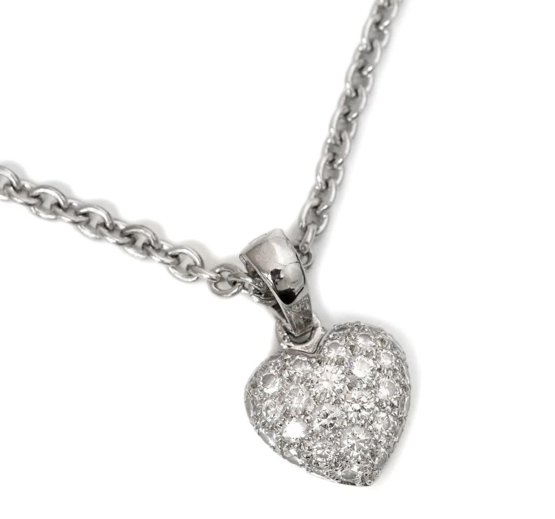 CARTIER PAVE HEART DIAMOND 18K WHITE GOLD NECKLACE PENDANT: Cartier Pave Heart Diamond 18k White Gold Necklace Pendant Brand: Cartier Type/Style: Necklace Material: 18k White Gold, Main Stone Natural Color: White Size: Chain Length: Approx. 42.0 cm / 16.5 in P