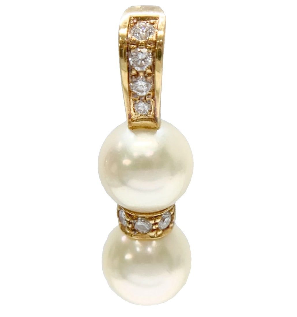 CARTIER PEARL 9MM DIAMOND 18K YELLOW GOLD PENDANT NECKLACE: Cartier Pearl 9mm Diamond 18k Yellow Gold Pendant Necklace Brand: Cartier Type/Style: Pendant Material: 18k Yellow Gold, Main Stone Natural Color: Yellow Size: Total Size with Bail: Approx. W 0.4 x H 