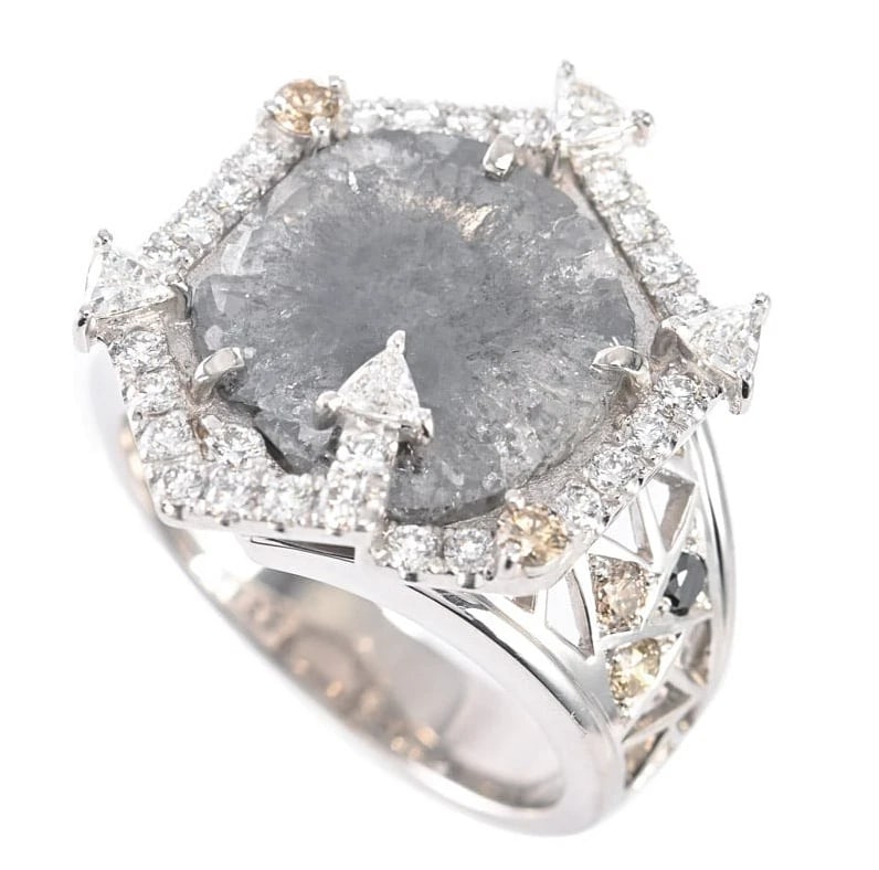 MITSUO KAJI HEXAGON BLACK DIAMOND 18K WHITE GOLD RING: Mitsuo Kaji Hexagon Black Diamond 18k White Gold Ring Brand: Mitsuo Kaji Type/Style: Ring Material: 18k White Gold, Main Stone Natural Color: White Size: US8 Accessories: None Accessories