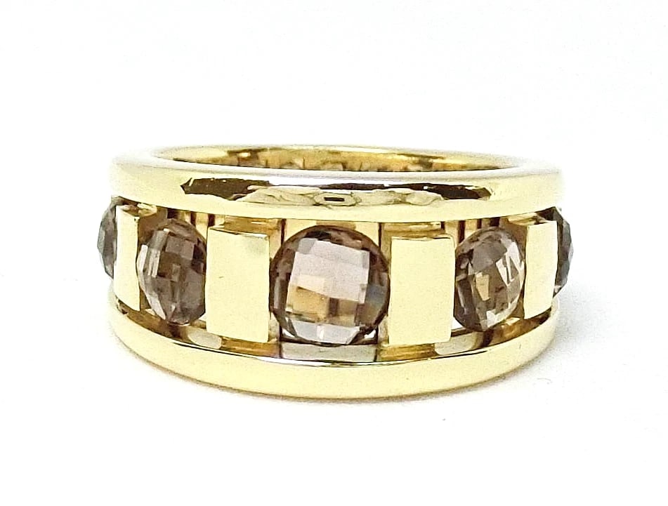 DAMIANI SMOKY QUARTZ DIAMOND 18K YELLOW GOLD WIDE BAND RING: Damiani Smoky Quartz Diamond 18k Yellow Gold Wide Band Ring Brand: Damiani Type/Style: Ring Material: 18k Yellow Gold (750YG), Main Stone Natural Color: Yellow Size: US6.25 Accessories: None <