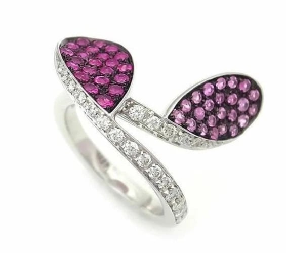 CANTAMESSA ITALIAN DESIGNER JEWELRY PINK SAPPHIRE DIAMOND RING: Cantamessa Italian Designer Jewelry Pink Sapphire Diamond Ring Brand: Cantamessa Type/Style: Ring Material: 18k White Gold Color: White Size: US 7.75 Accessories: None Accessories Notice:
