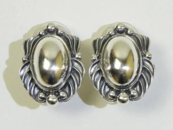 GEORG JENSEN HERITAGE YEAR CLIP-ON EARRING STERLING SILVER (1 of 2)