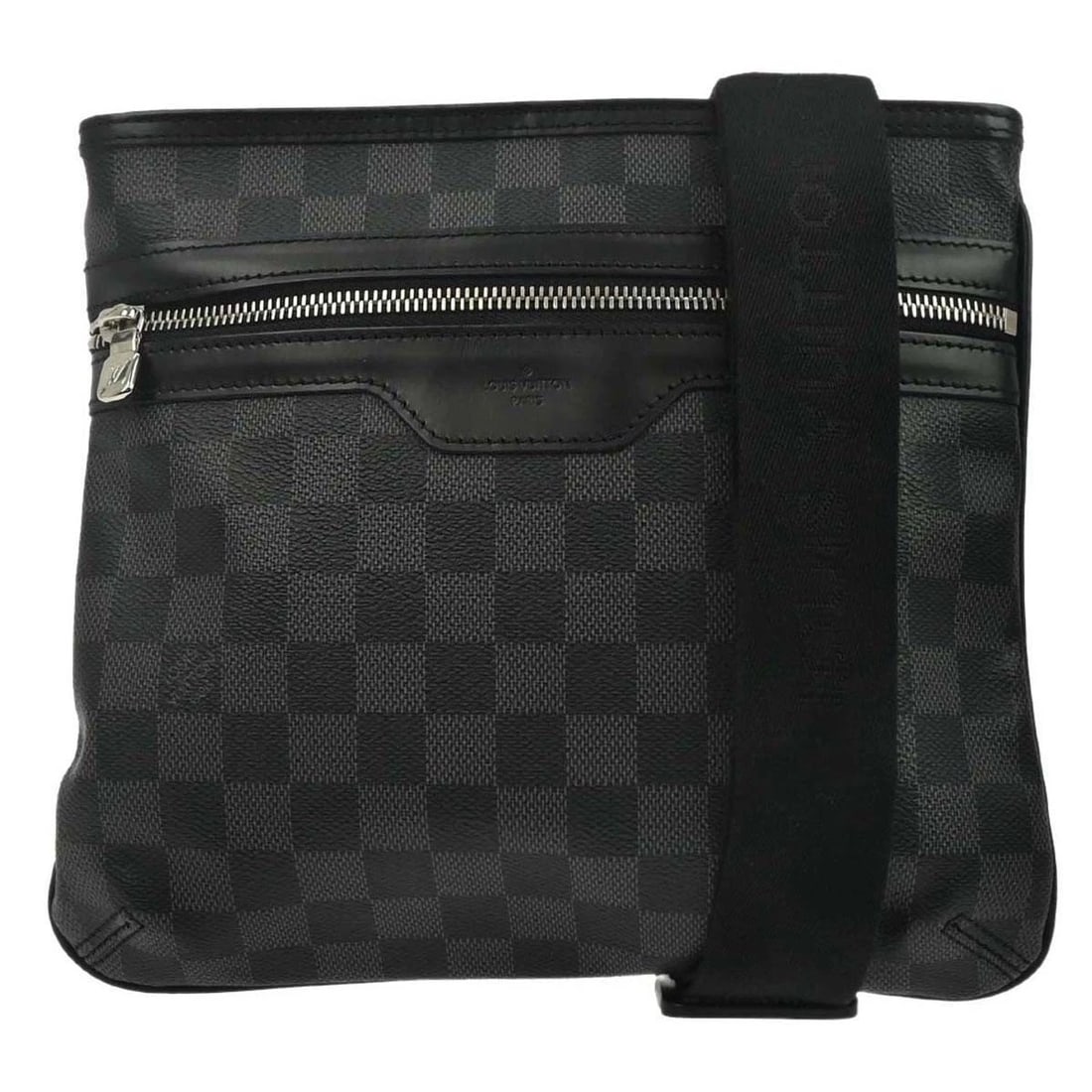 LOUIS VUITTON DAMIER GRAPHITE THOMAS CROSSBODY BAG: Louis Vuitton Damier Graphite Thomas Crossbody Bag Brand: Louis Vuitton Type/Style: Crossbody Material: Damier graphite canvas, Leather Color: Black, Gray Size: W 9.8 x H 9.1 x D 1.6 " Accessories