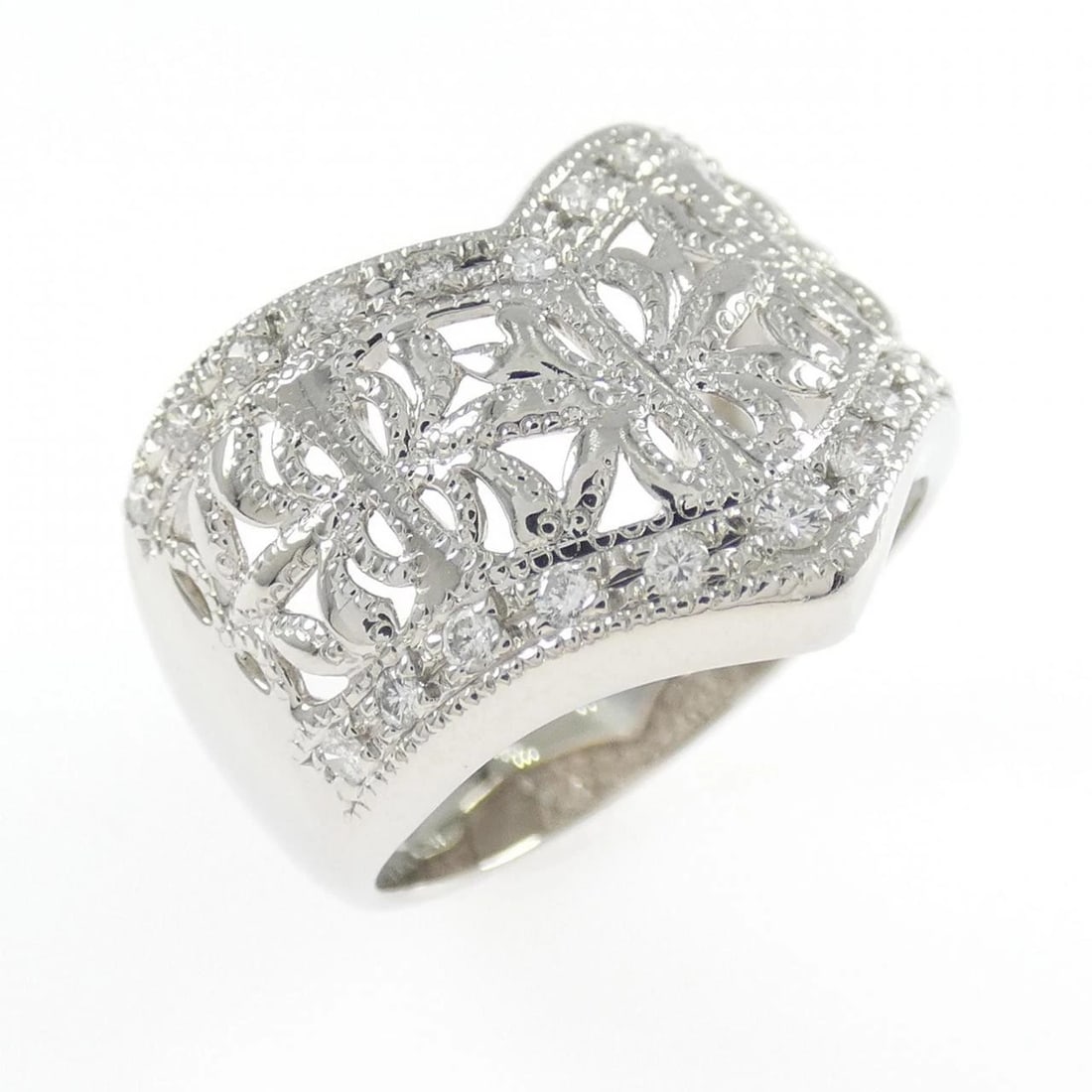 PT900 DIAMOND RING: PT900 Diamond Ring Brand: Unbranded Type/Style: Diamond Ring Material: PT900, Color: Silver Size: US 6 Accessories: None Accessories Notice: When purchasing pre-owned goods, please refer to the