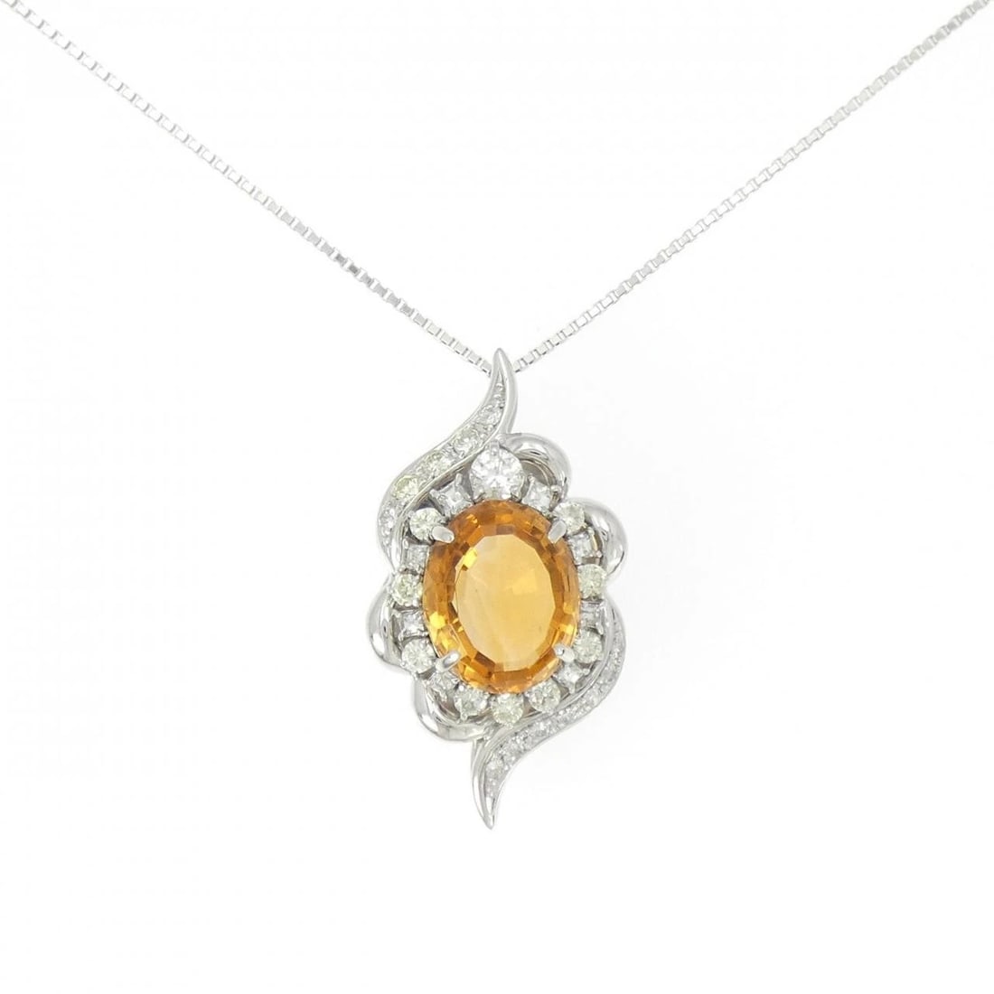 PT900/PT850 CITRINE NECKLACE: PT900/PT850 Citrine Necklace Brand: Unbranded Type/Style: Citrine Necklace Material: PT900/PT850, Main Stone/Creation Citrin Secondary Stone Diamond Color: Platinum Size: Actual Size Pendant length