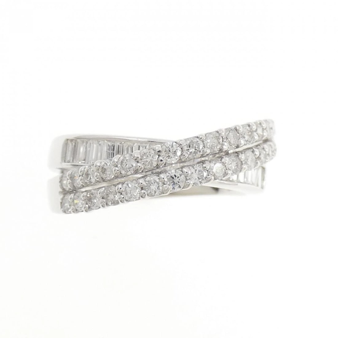 K18WG DIAMOND RING - 2