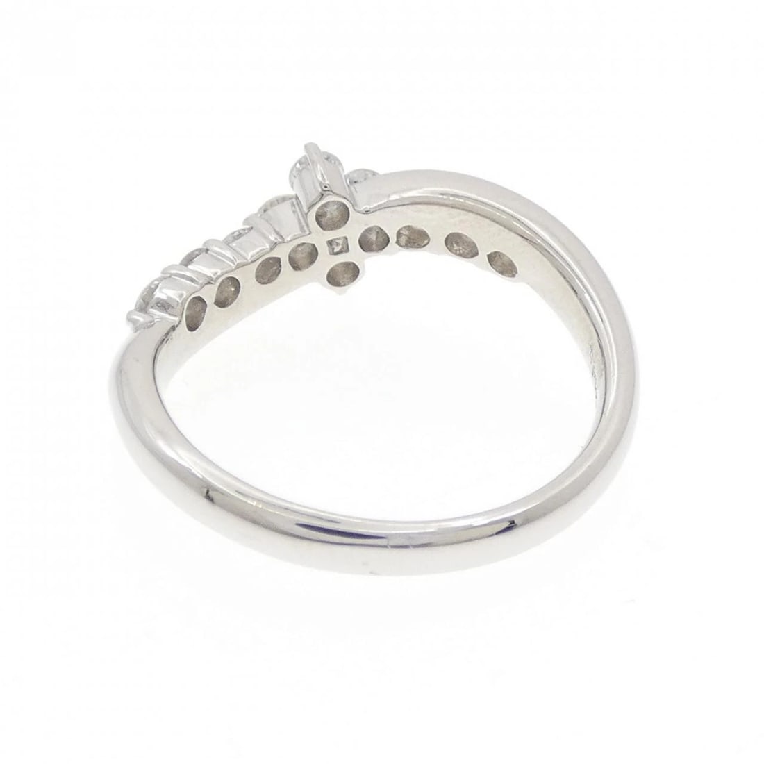 PT900 FLOWER DIAMOND RING - 2