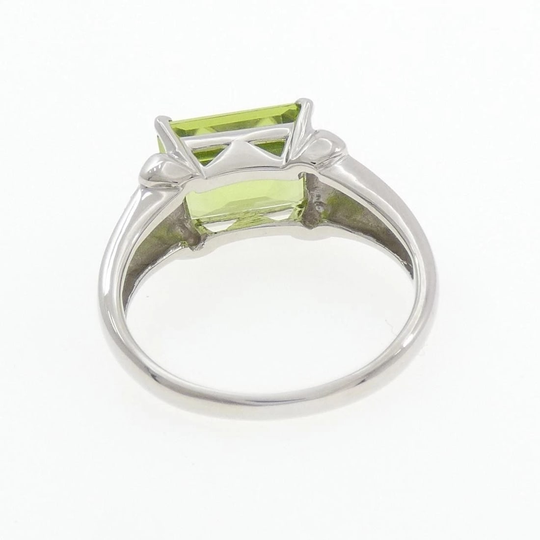 PT900 PERIDOT RING - 3