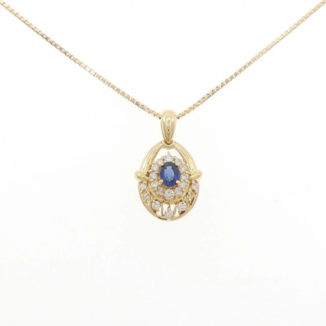 K18YG SAPPHIRE NECKLACE: K18YG Sapphire Necklace Brand: Unbranded Type/Style: Sapphire Necklace Material: 18K Yellow Gold, Main Stone/Creation Sapphire Secondary Stone Diamond Color: Yellow Gold Size: Actual SizePendant