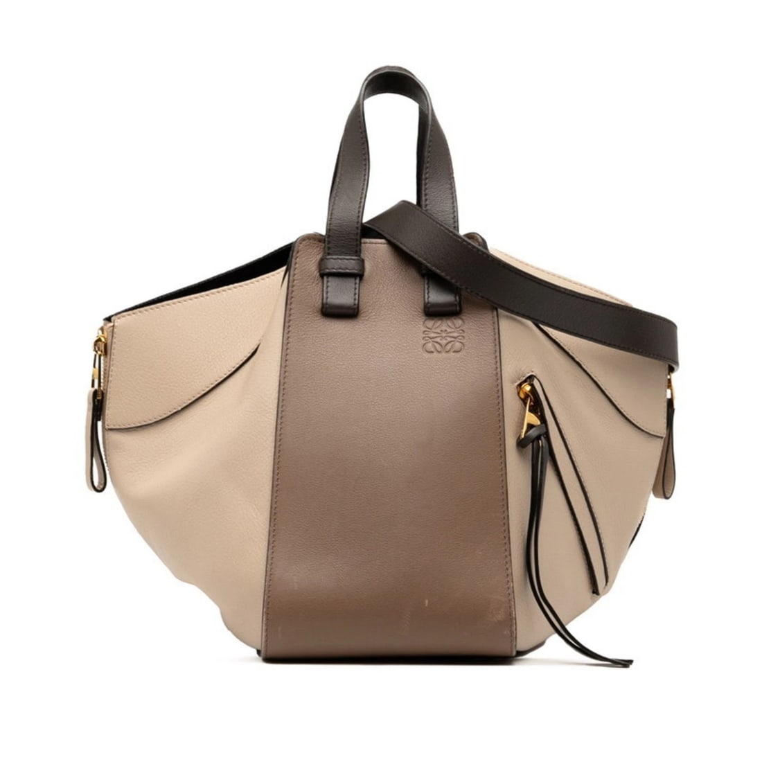 LOEWE ANAGRAM HAMMOCK SMALL HANDBAG/SHOULDER BAG, 2-WAY: LOEWE Anagram Hammock Small Handbag/Shoulder Bag, 2-Way Brand: Loewe Type/Style: Handbag, Shoulder bag Material: Leather Color: Beige , Brown Size: (HxWxD) 24cm x 14cm x 26cm / 9.44'' x 5.51'' x 10.23