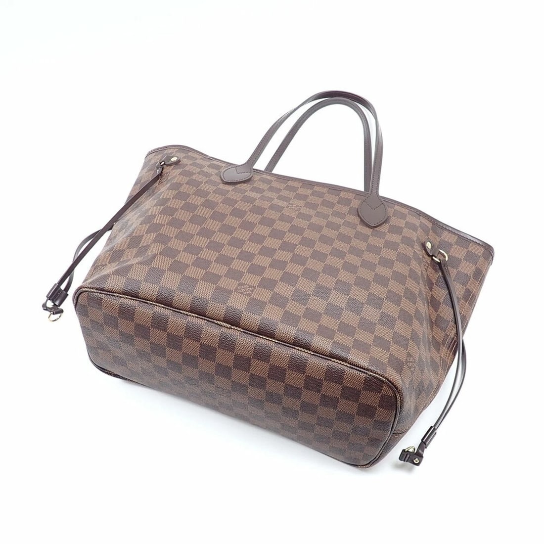 LOUIS VUITTON NEVERFULL MM TOTE BAG, DAMIER EBENE,: Louis Vuitton Neverfull MM Tote Bag, Damier Ebene, Brand: Louis Vuitton Type/Style: Pouch, Tote bag Material: Damier Canvas Color: Ebene Size: (HxWxD) 29cm x 32cm x 16cm / 11.41'' x 12.59'' x 6.29''