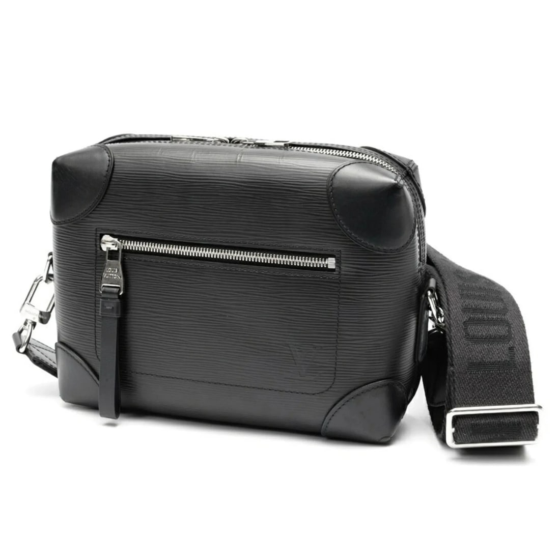 LOUIS VUITTON MALLE SOUPLE SHOULDER BAG EPI LEATHER, BLACK: Louis Vuitton Malle Souple Shoulder Bag Epi Leather, Black Brand: Louis Vuitton Type/Style: Shoulder bag Material: Epi Leather Color: Black Size: (HxWxD)20cm x 25cm x 7cm / 7.87'' x 9.84'' x 2.75''
