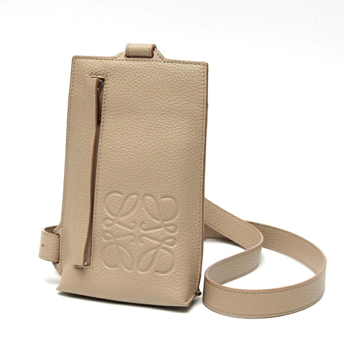 LOEWE ANAGRAM VERTICAL T-POCKET BODY BAG SOFT GRAIN CALF LEATHER (1 of 4)