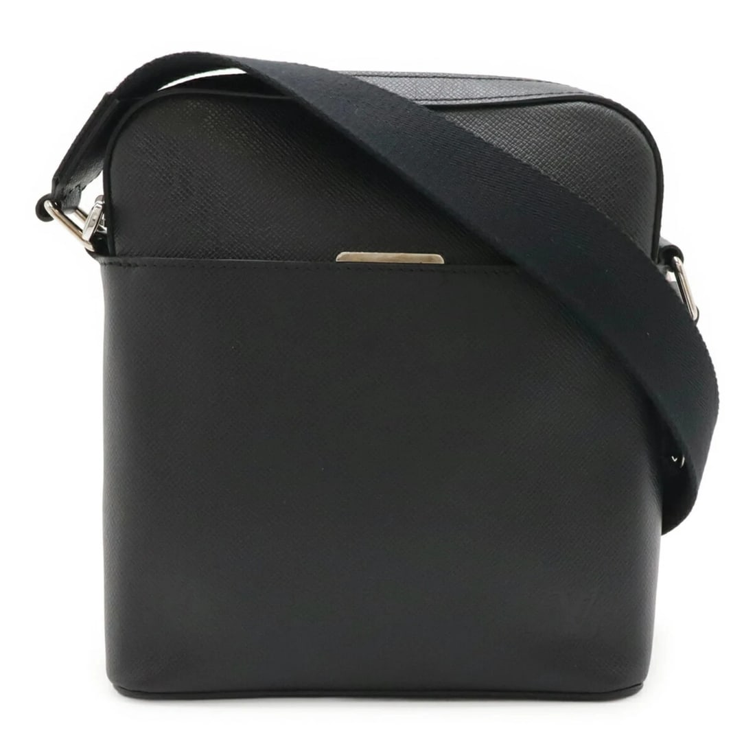 LOUIS VUITTON TAIGA ANTON POCHETTE SHOULDER BAG: LOUIS VUITTON Taiga Anton Pochette Shoulder Bag Brand: Louis Vuitton Type/Style: Pochette, Shoulder bag Material: Taiga Laether,Leather Color: Ardoise Size: (HxWxD)22.5cm x 21cm x 6cm / 8.85'' x 8.26'