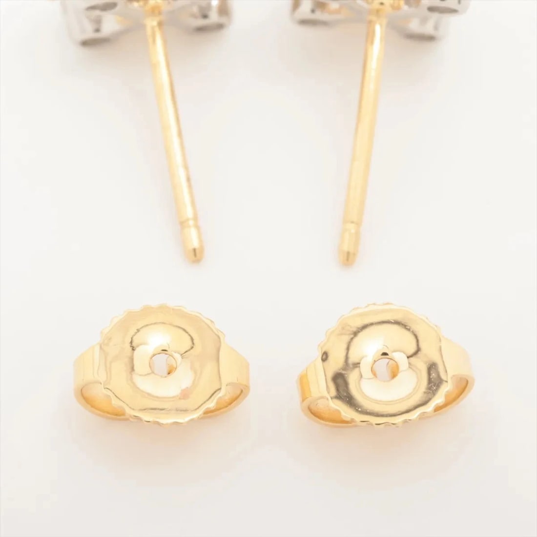 TIFFANY JEAN SCHRAMBERSEE DIAMOND PIERCING JEWELRY: Tiffany Jean Schrambersee diamond Piercing jewelry Brand: Tiffany Type/Style: Piercing jewelry Material: 750(YG)?Pt950 Color: YG,Silver Size: Height:0.8 Length:0.8 Accessories: None Accessories