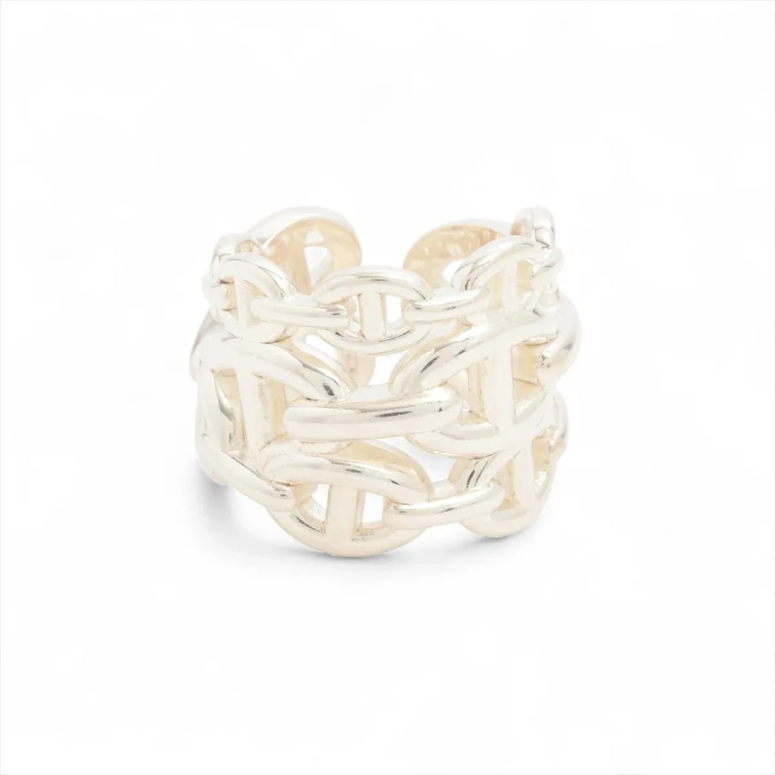 HERMES CHAINE D'ANCRE ENCHAIN RING 925 SILVER: Hermes Chaine d'Ancre Enchain Ring 925 Silver Brand: Hermes Type/Style: Ring Material: 925 Color: Silver Size: 7.25 US Accessories: None Accessories Notice: When purchasing pre-owned goods