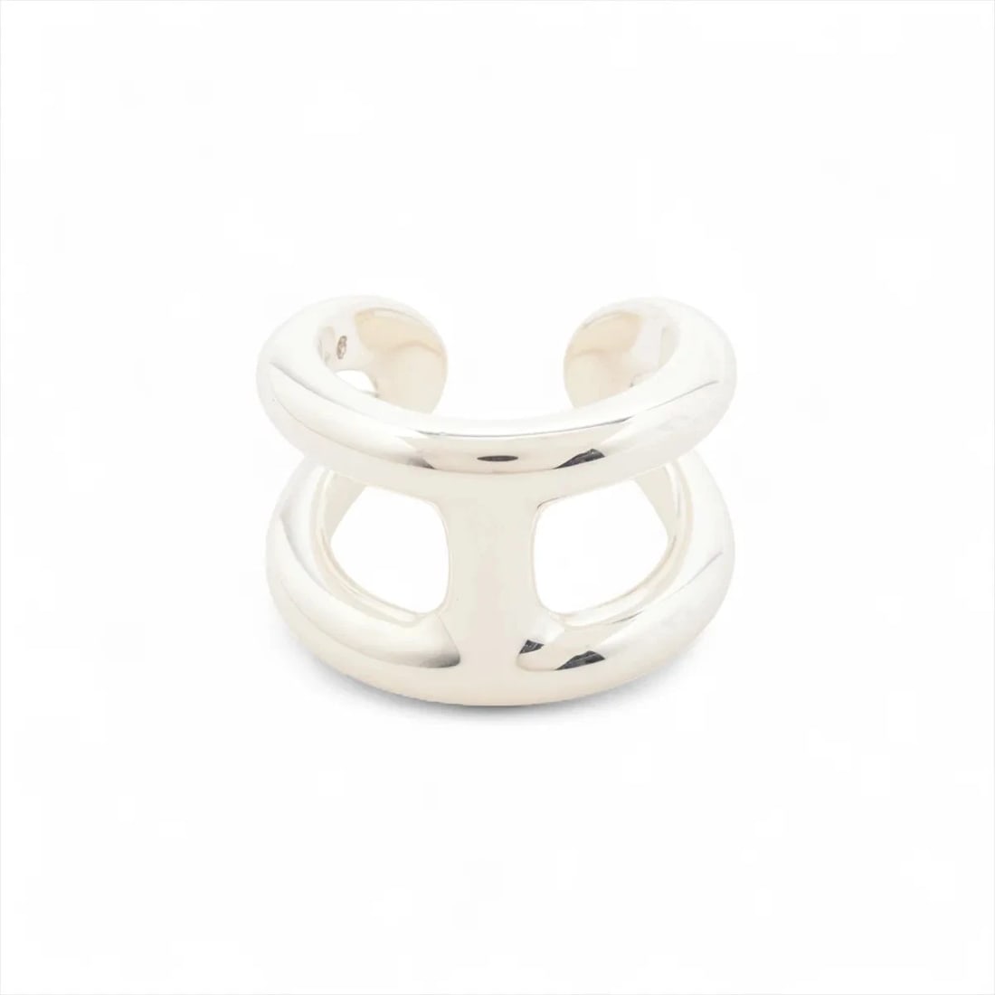 HERMES RING 925 SILVER: Hermes Ring 925 Silver Brand: Hermes Type/Style: Ring Material: 925 Color: Silver Size: 7.5 US Accessories: None Accessories Notice: When purchasing pre-owned goods, please refer to the ph