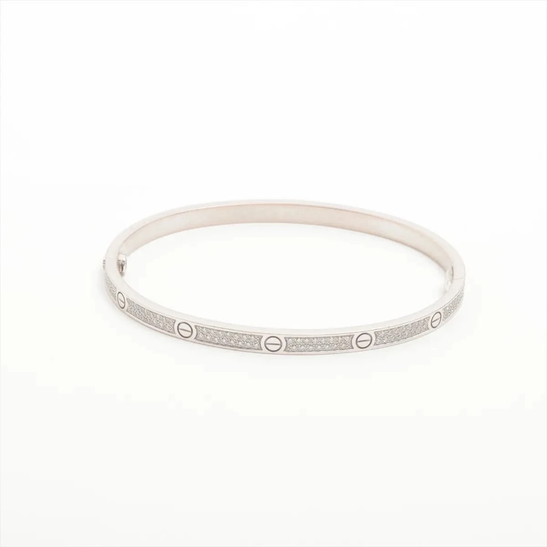 CARTIER LOVE SM PAVE DIAMOND BRACELET: Cartier Love SM Pave diamond Bracelet Brand: Cartier Type/Style: Bracelet Material: 750(WG) Color: White Gold Size: Bracelet length:16.2cm Accessories: None Accessories Notice: When purchasing