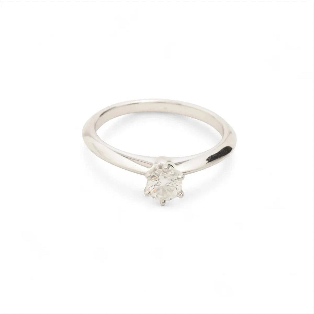 TIFFANY SOLITAIRE DIAMOND RING PT950: Tiffany Solitaire diamond Ring Pt950 Brand: Tiffany Type/Style: Ring Material: Pt950, Main Stone Natural Color: Silver Size: 5.75 - 6 US Accessories: None Accessories Notice: When purchasi