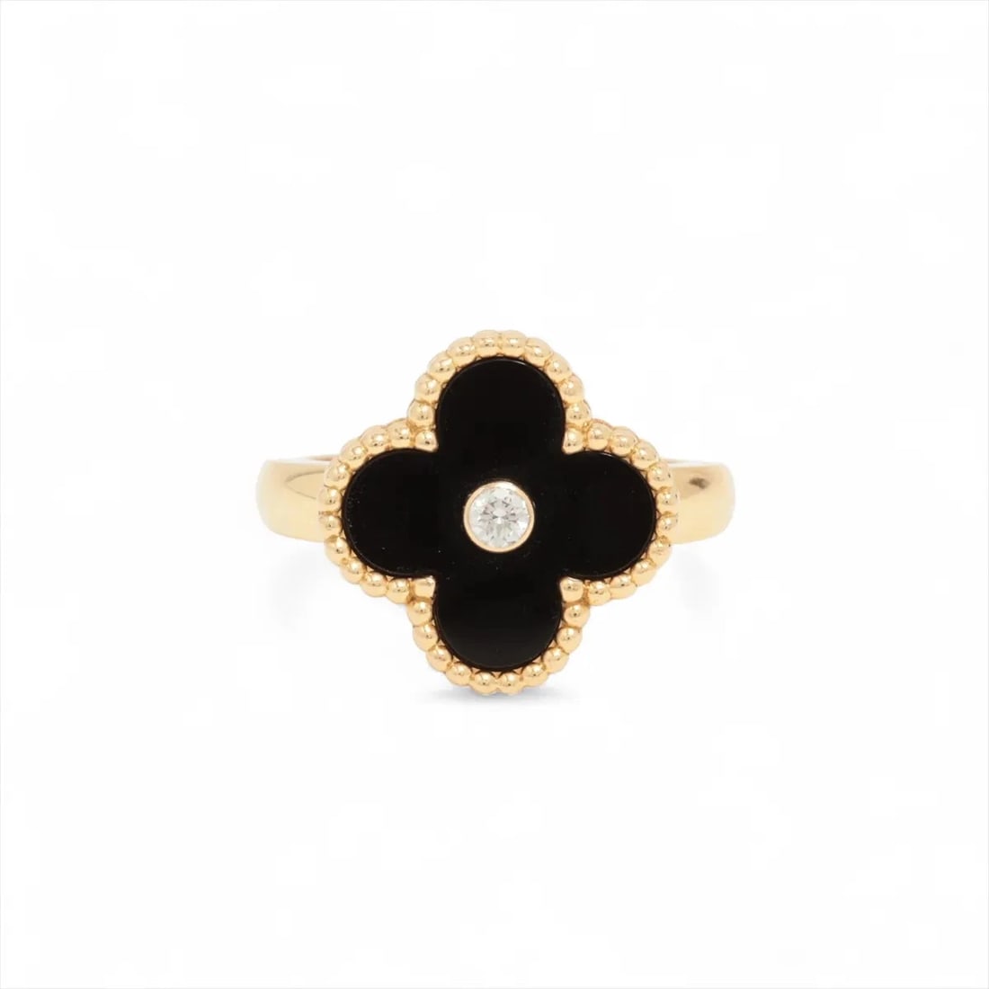 VAN CLEEF & ARPELS EARINGS 750(YG): Van Cleef & Arpels Earings 750(YG) Brand: Van Cleef & Arpels Type/Style: Ring Material: 750(YG) Color: Yellow Gold Size: 6 US Accessories: None Accessories Notice: When purchasing pre-owned