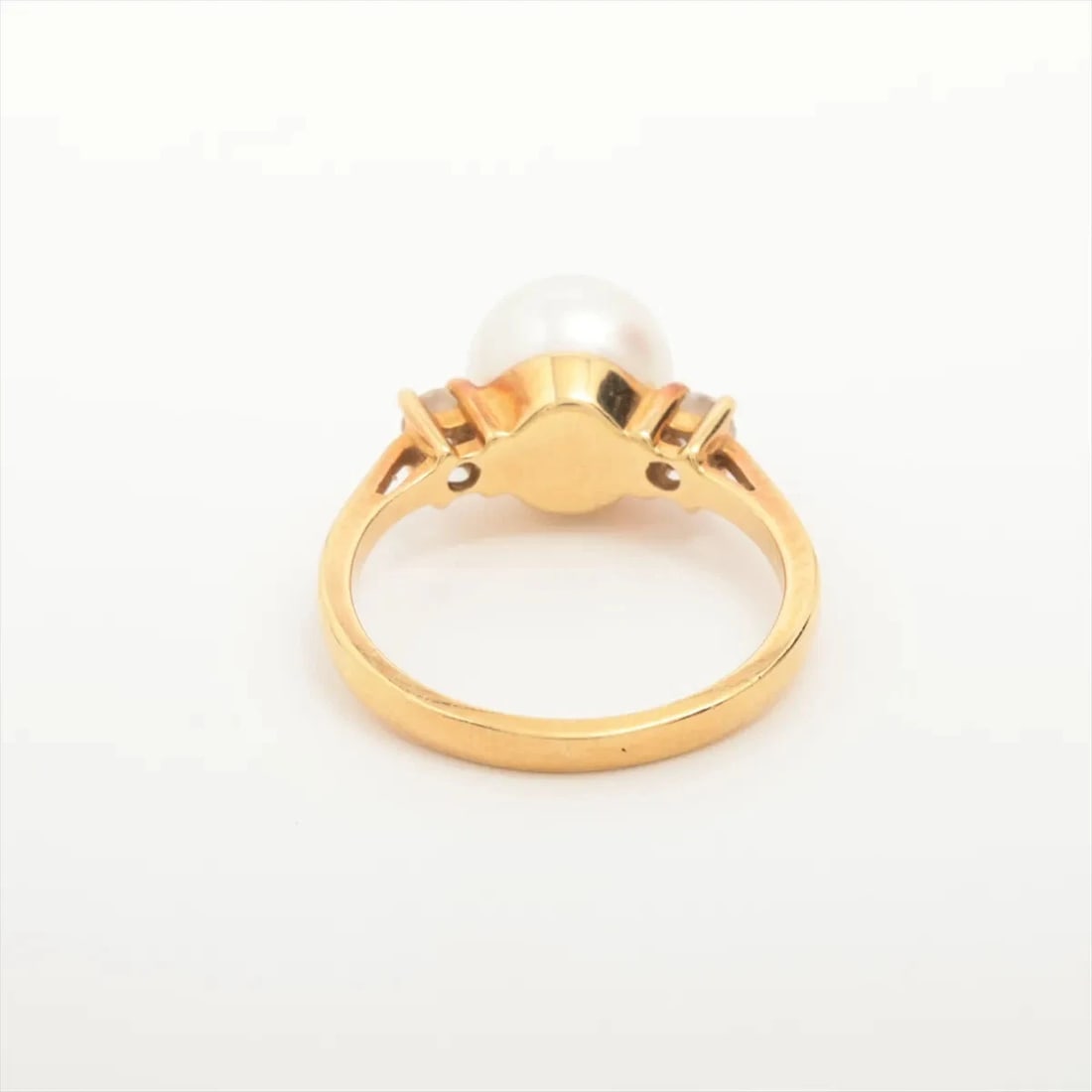 TIFFANY PEARL DIAMOND RING 750(YG): Tiffany Pearl diamond Ring 750(YG) Brand: Tiffany Type/Style: Ring Material: 750(YG) Color: Yellow Gold Size: 4.5 US Accessories: None Accessories Notice: When purchasing pre-owned goods,