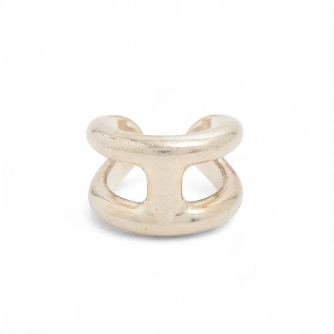 HERMES RING 925 SILVER: Hermes Ring 925 Silver Brand: Hermes Type/Style: Ring Material: 925 Color: Silver Size: 4.5 US Accessories: None Accessories Notice: When purchasing pre-owned goods, please refer to the photos of the