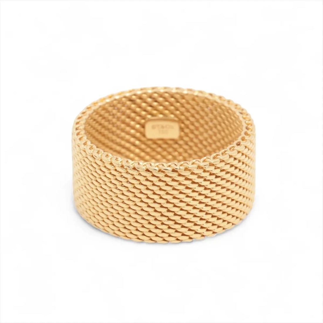 TIFFANY SOMERSET RING 750(YG): Tiffany Somerset Ring 750(YG) Brand: Tiffany Type/Style: Ring Material: 750(YG) Color: Yellow Gold Size: 6.5 - 6.75 US Accessories: None Accessories Notice: When purchasing pre-owned goods, please