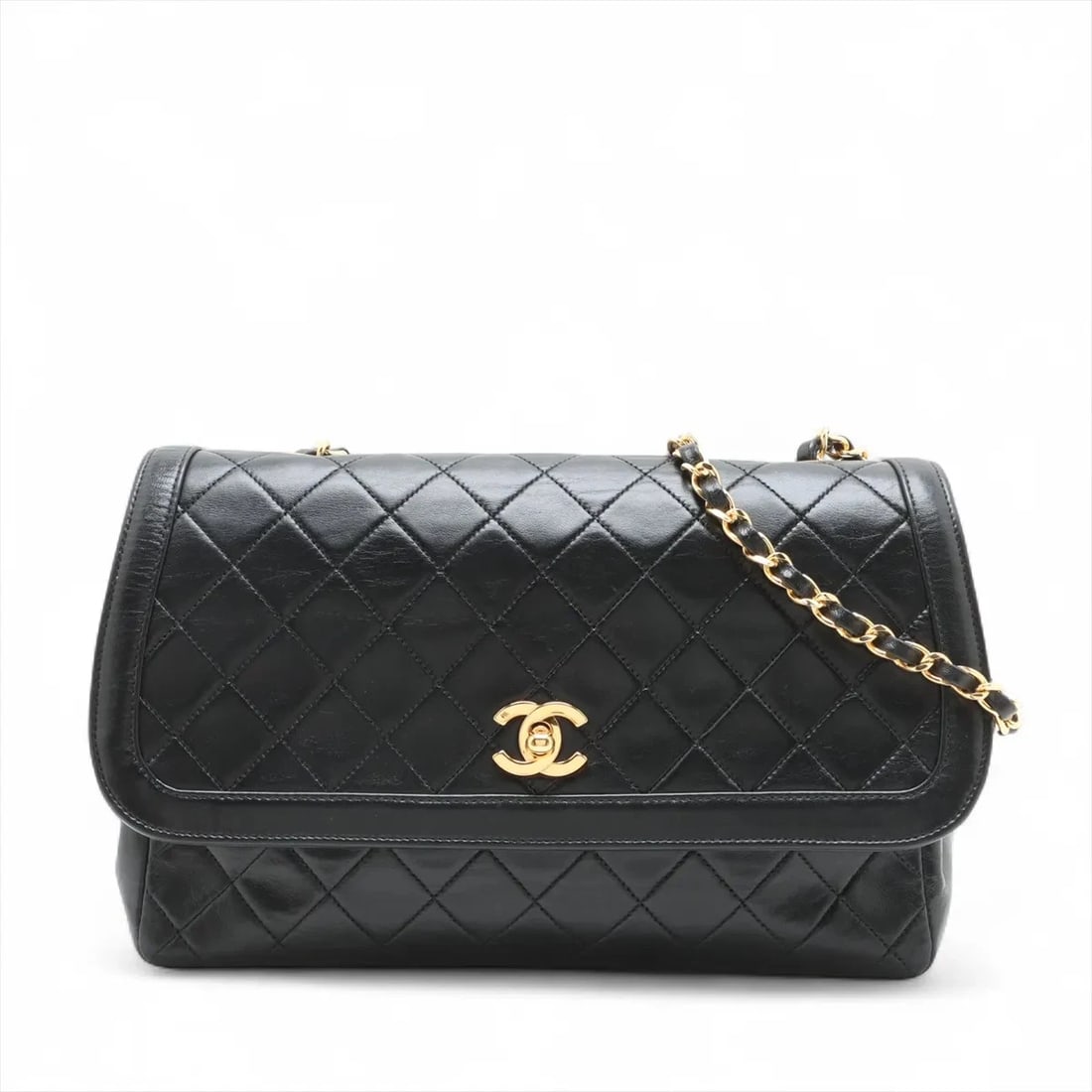 CHANEL MATELASSE LAMBSKIN SINGLE FLAP SINGLE CHAIN BAG: Chanel Matelasse Lambskin Single Flap Single Chain Bag Brand: Chanel Type/Style: Shoulder bag Material: Lambskin Color: Black Size: Height:6.7inchLength:10.2inchDepth:3.0inch Accessories: None