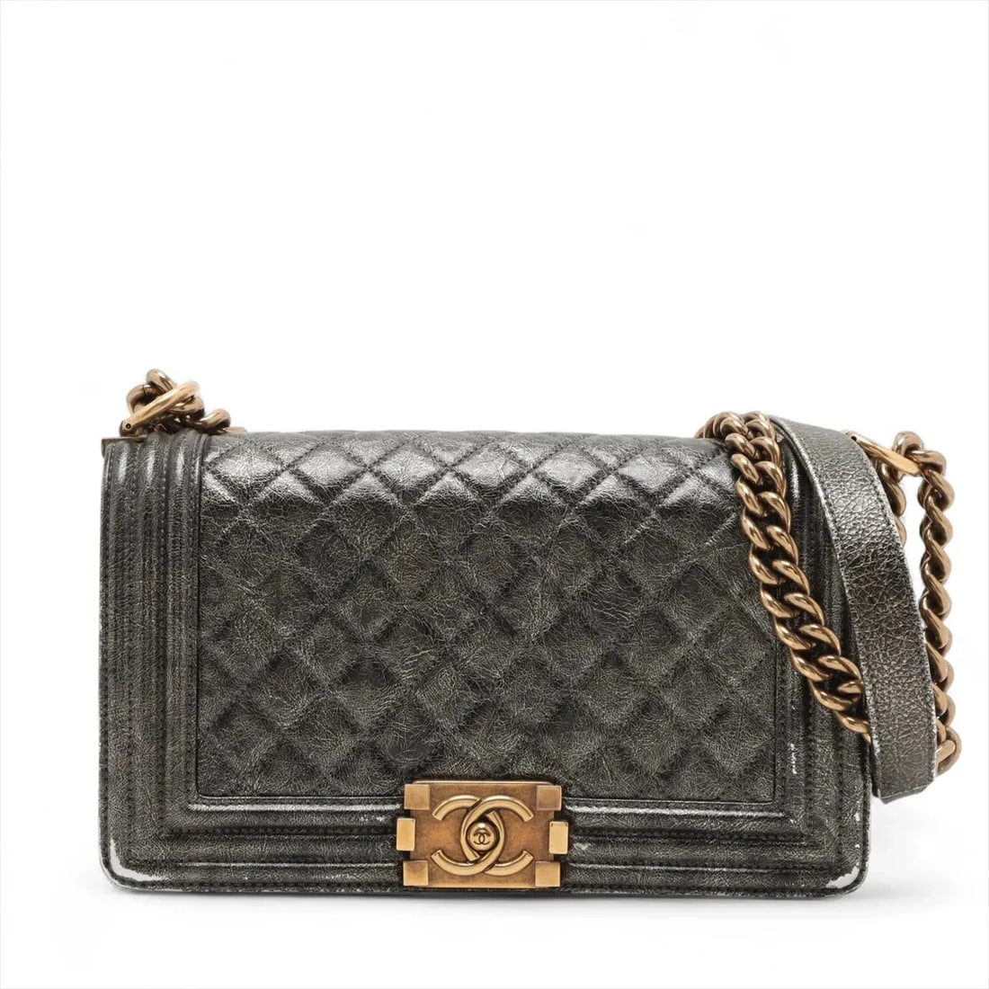 CHANEL BOY CHANEL 25 LEATHER CHAIN SHOULDER BAG: Chanel BOY CHANEL 25 Leather Chain Shoulder Bag Brand: Chanel Type/Style: Shoulder bag Material: Leather Color: Black ? Silver Size: Height:5.7inchLength:9.8inchDepth:2.6inch Accessories: None