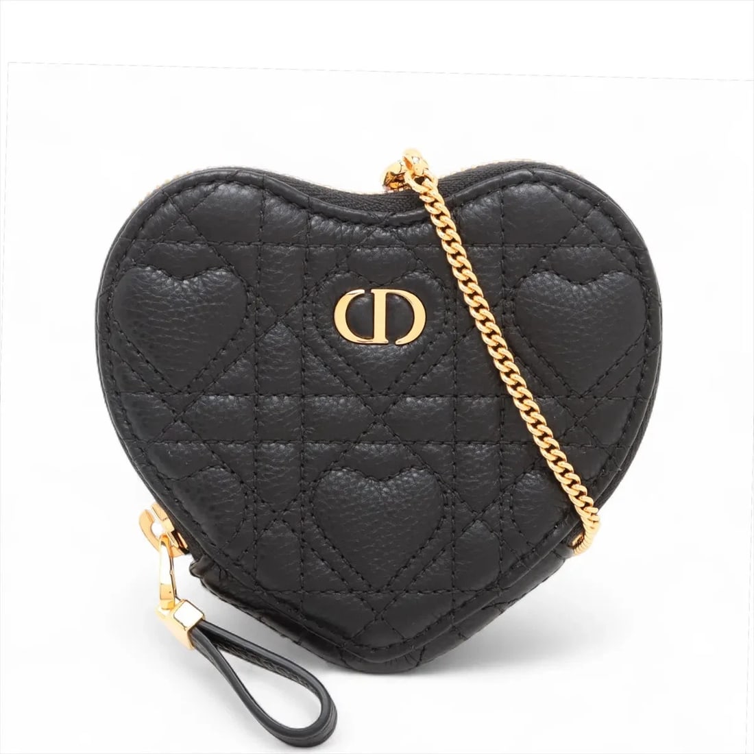 CHRISTIAN DIOR CANNAGE HEARTS LEATHER CHAIN SHOULDER BAG BLACK: Christian Dior Cannage hearts Leather Chain Shoulder Bag Black Brand: Christian Dior Type/Style: Shoulder bag Material: Leather Color: Black Size: Height:3.9inchLength:4.5inchDepth:1.0inch Accesso
