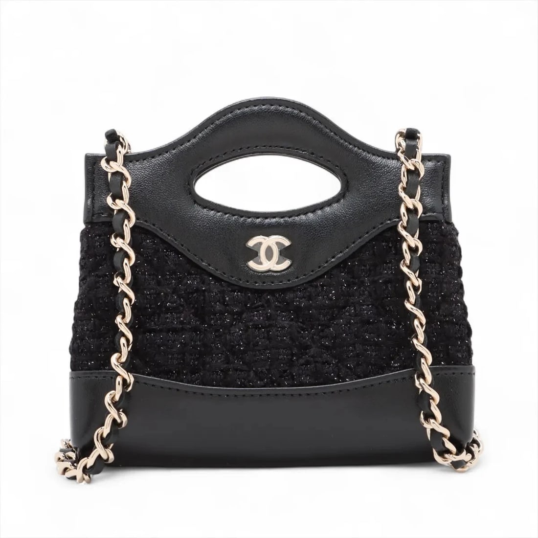 CHANEL MATELASSE TWEED X LAMBSKIN CHAIN SHOULDER BAG: Chanel Matelasse tweed x lambskin Chain Shoulder Bag Brand: Chanel Type/Style: Shoulder bag Material: tweed x lambskin Color: Black Size: Height:4.7inchLength:5.1inchDepth:1.4inch Accessories: Non