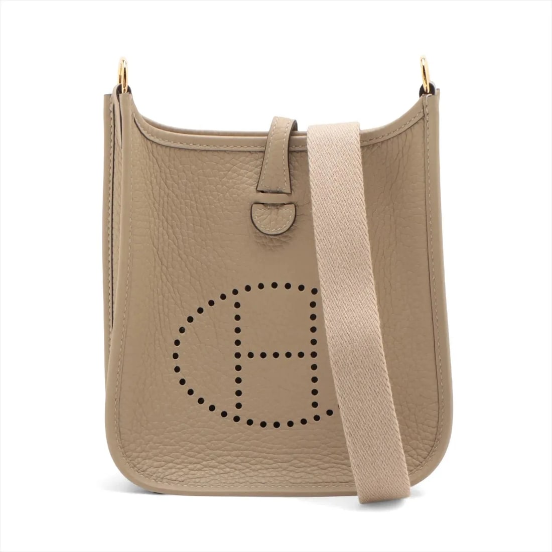 HERMES EVELYN 16 TPM AMAZON TAURILLON CLEMENCE TRENCH: Hermes evelyn 16 TPM Amazon Taurillon Clemence Trench Brand: Hermes Type/Style: Shoulder bag Material: Taurillon Clemence Color: Trench Size: Height:7.7inchLength:6.7inchDepth:1.6inch Accessories: