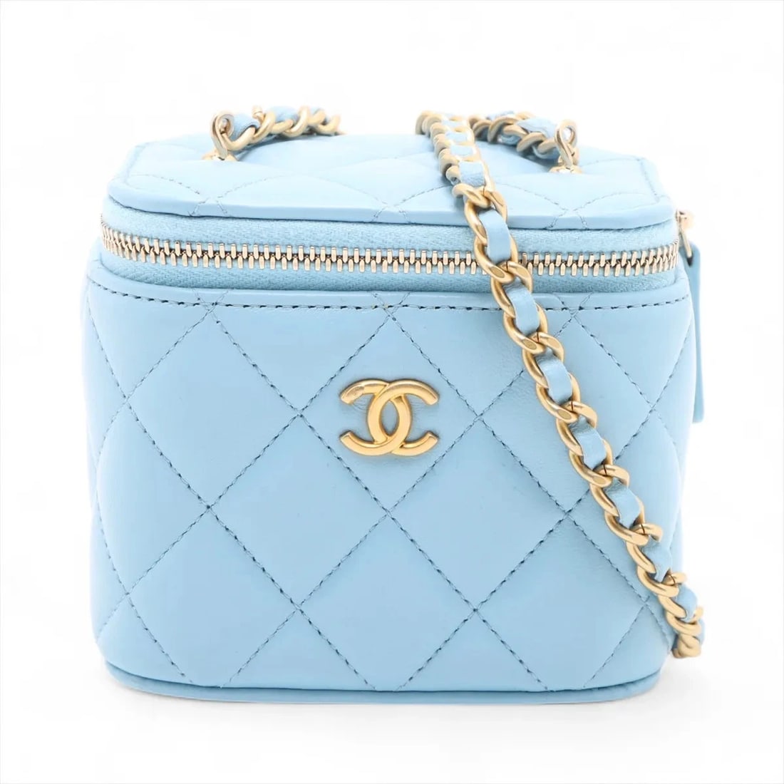 CHANEL MATELASSE LAMBSKIN CHAIN SHOULDER BAG: Chanel Matelasse Lambskin Chain Shoulder Bag Brand: Chanel Type/Style: Shoulder bag Material: Lambskin Color: Blue Size: Height:3.3inchLength:4.1inchDepth:2.8inch Accessories: None Accesso