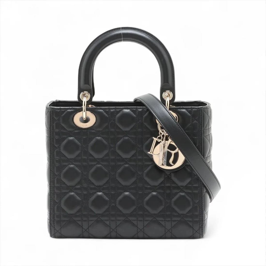CHRISTIAN DIOR LADY DIOR CANNAGE LEATHER 2 WAY HANDBAG BLACK: Christian Dior Lady Dior Cannage Leather 2 Way Handbag Black Brand: Christian Dior Type/Style: Hand bag Material: Leather Color: Black Size: Height:7.9inchLength:9.3inchDepth:4.5inch Accessories: