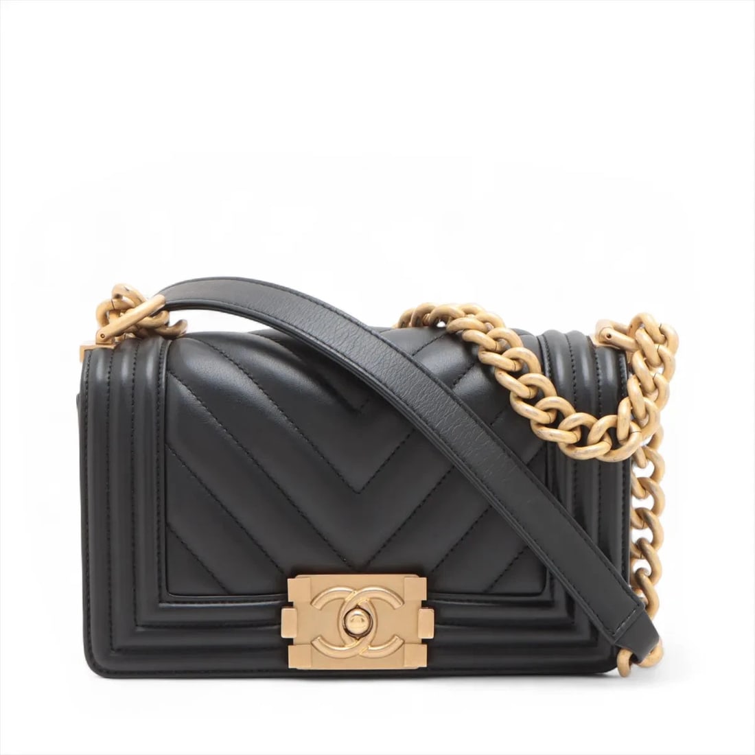 CHANEL BOY CHANEL 20 SMALL LAMBSKIN CHAIN SHOULDER BAG: Chanel Boy Chanel 20 Small Lambskin Chain Shoulder Bag Brand: Chanel Type/Style: Shoulder bag Material: Lambskin Color: Black Size: Height:4.9inchLength:7.9inchDepth:2.6inch Accessories: None