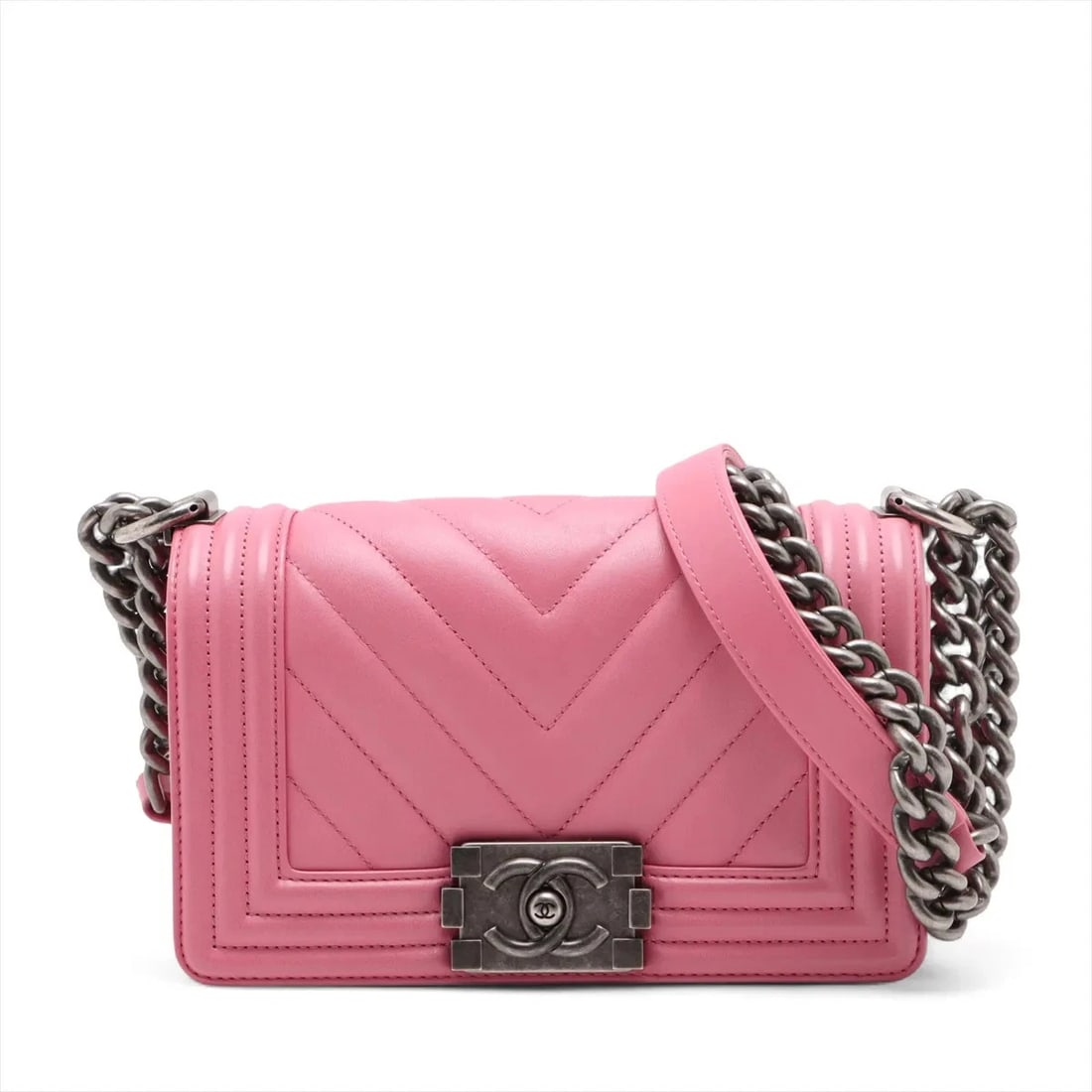 CHANEL BOY CHANEL 20 SMALL LAMBSKIN CHAIN SHOULDER BAG: Chanel Boy Chanel 20 Small Lambskin Chain Shoulder Bag Brand: Chanel Type/Style: Shoulder bag Material: Lambskin Color: Pink Size: Height:4.7inchLength:7.9inchDepth:2.8inch Accessories: None <