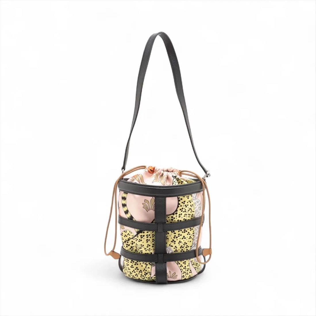 HERMES MUSARDINE VEAU EPSOM BLACK SILVER: Hermes Musardine Veau Epsom Black Silver Brand: Hermes Type/Style: Shoulder bag Material: Veau Epsom Color: Black Size: Height:8.7inchLength:6.3inchDepth:6.3inch Accessories: None Accessor