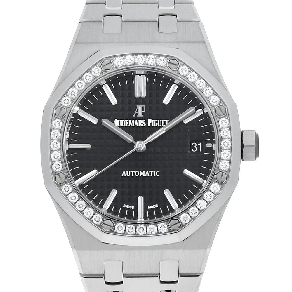 AUDEMARS PIGUET ROYAL OAK AUTOMATIC DIAMOND BEZEL WATCH: AUDEMARS PIGUET Royal Oak Automatic Diamond Bezel Watch Brand: AUDEMARS PIGUET Type/Style: Wrist watch Material: Band Material Stainless Steel, Case Material Stainless Steel Color: Dial Color Black Si