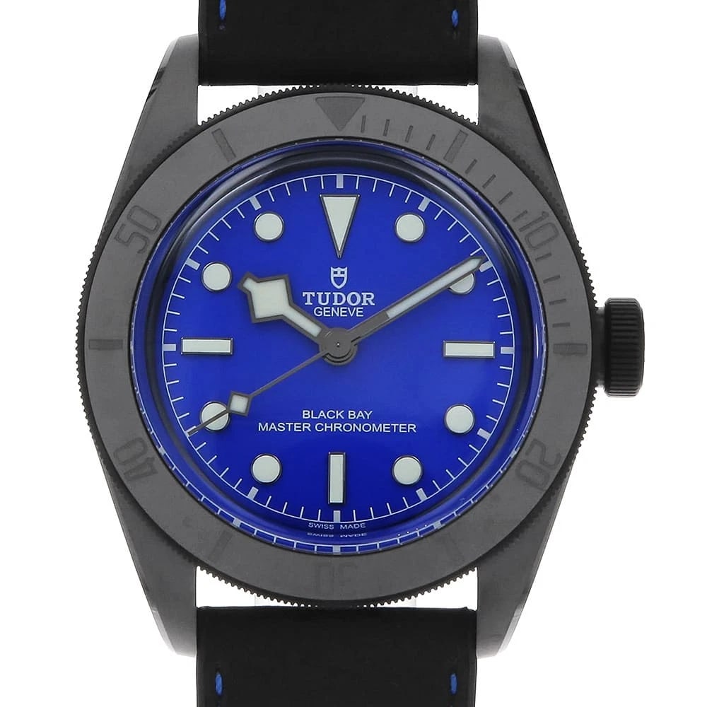 TUDOR HERITAGE BLACK CERAMIC WATCH: TUDOR Heritage Black Ceramic Watch Brand: TUDOR Type/Style: Wrist watch Material: Band Material Calfskin, Case Material Ceramic Color: Dial Color Blue Size: Case:W41mm Accessories: None Accessories