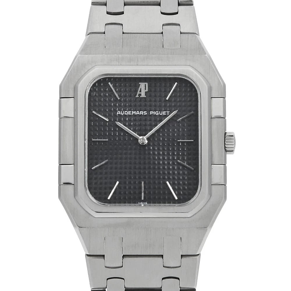 AUDEMARS PIGUET ROYAL OAK WATCH: AUDEMARS PIGUET Royal Oak Watch Brand: AUDEMARS PIGUET Type/Style: Wrist watch Material: Band Material Stainless Steel, Case Material Stainless Steel Color: Dial Color Black Size: Case:W28mm Circumfer