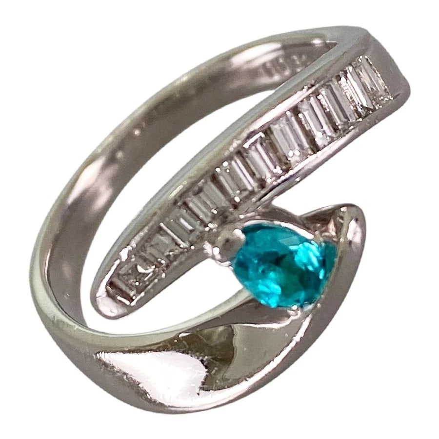 RING PLATINUM PARAIBA TOURMALINE DIAMOND: Ring Platinum Paraiba Tourmaline Diamond Brand: Unsigned Jewelry Type/Style: Ring Material: Platinum 900, Main Stone Paraiba Tourmaline Color: Silver Size: 6 US Accessories: None Accessories Notice: