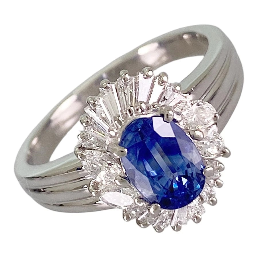 RING PLATINUM SAPPHIRE DIAMOND (1 of 6)
