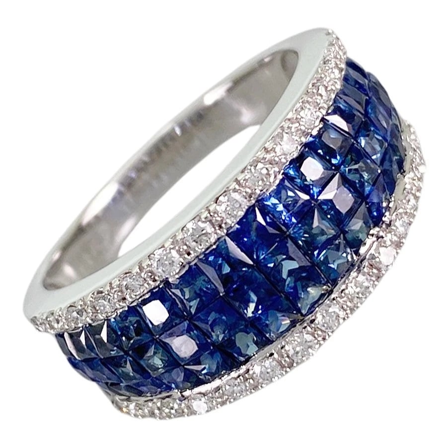 RING WHITE GOLD SAPPHIRE DIAMOND: Ring White gold Sapphire Diamond Brand: Unsigned Jewelry Type/Style: Ring Material: 18K White Gold Color: Silver Size: 7.5 US Accessories: None Accessories Notice: When purchasing pre-owned goods,