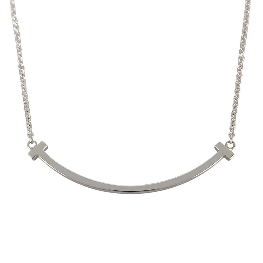 TIFFANY&CO. T SMILE SMALL WHITE GOLD NECKLACE: TIFFANY&Co. T Smile Small White gold Necklace Brand: TIFFANY&Co. Type/Style: Necklace Material: 18K White Gold Color: Silver Size: Top size:11.7mm?37.0mm Necklace full length:46cm Accessories: None