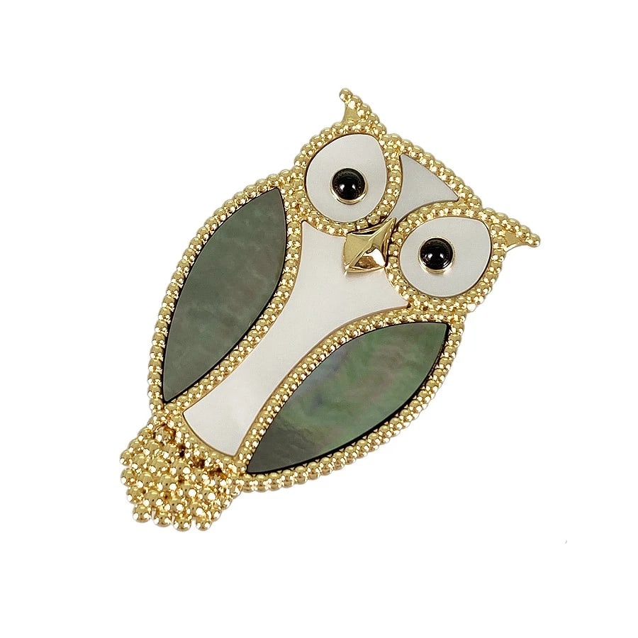 VAN CLEEF & ARPELS LUCKY ANIMALS OWL CLIP YELLOW GOLD ONYX BROOCH: Van Cleef & Arpels Lucky Animals Owl Clip Yellow gold Onyx Brooch Brand: Van Cleef & Arpels Type/Style: Brooch Material: 18K Yellow Gold Color: Gold Size: Top size:37.8mm?22.9mm Accessories: None