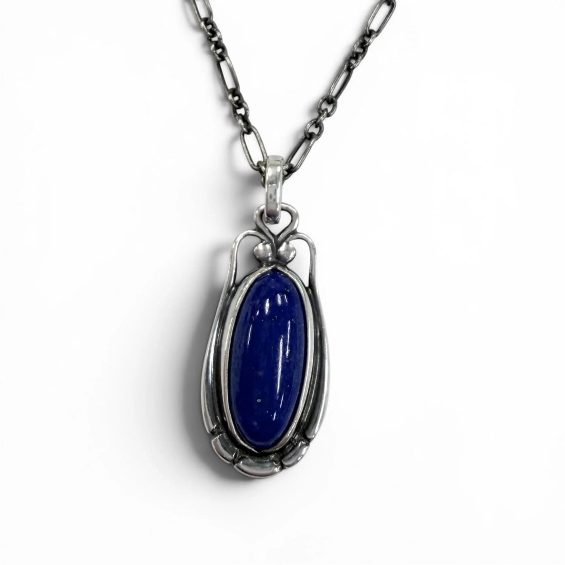 GEORG JENSEN YEAR NECKLACE LAPIS LAZULI PENDANT: Georg Jensen Year Necklace Lapis Lazuli Pendant Brand: Georg Jensen Type/Style: Necklace Material: Sterling Silver 925 Color: Silver Size: Pendant top: W approx. 1.4 cm x H approx. 2.7 cm / 0.55 x 1.0