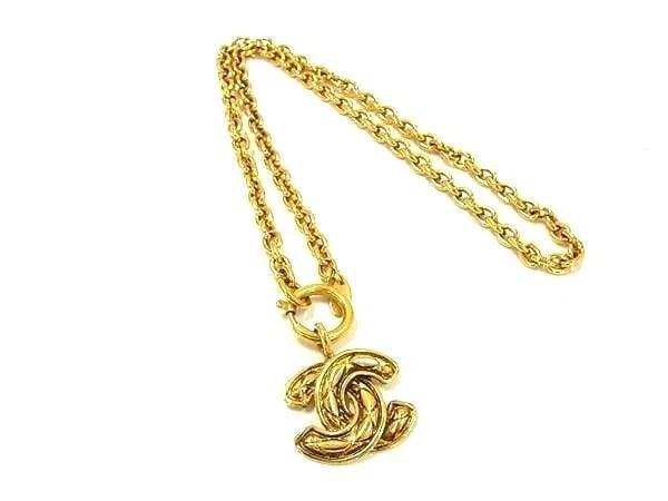 CHANEL COCO MARK 3857 NECKLACE PENDANT GOLD CHAIN: CHANEL Coco Mark 3857 Necklace Pendant Gold Chain Brand: CHANEL Type/Style: Necklace Material: None, Color: gold Size: Approximately Total length: 62.5cm W 3cm H 3.6cm Accessories: None Ac